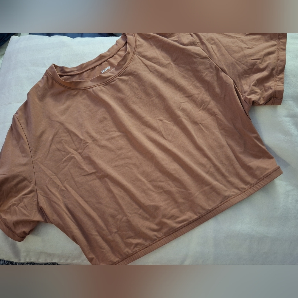 SKIMS Fits Everybody Collection super crop top